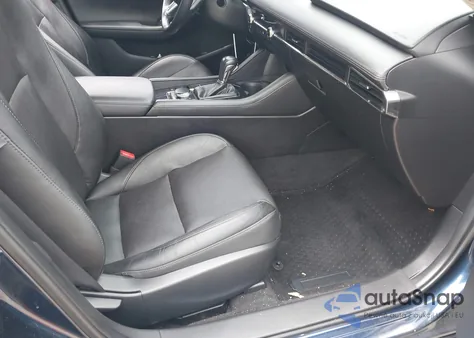 2022 Mazda Mazda3 Premium z USA, uszkodzony, nr VIN 3MZBPADLXNM301066